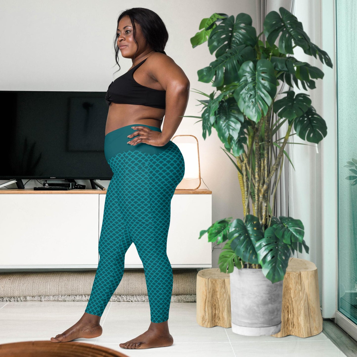 Mermaid crossover leggings with pockets